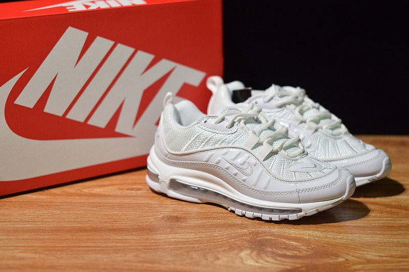 NIKE AIR MAX 98 