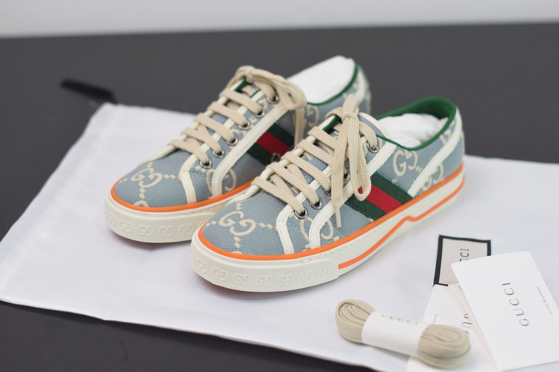 G*u*i ace embroidered low-top sneaker
