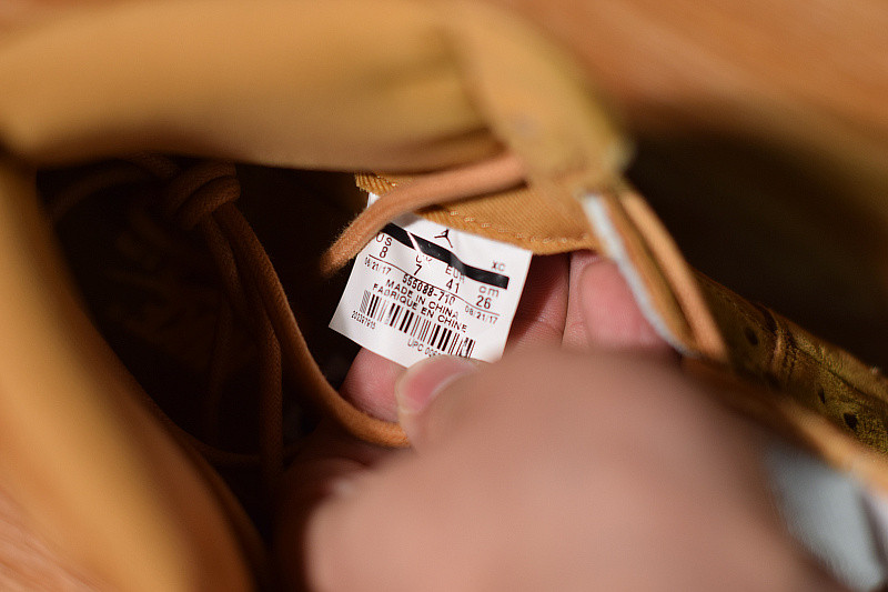 AIR JORDAN 1 RETRO HIGH OG “WHEAT” 555088-710