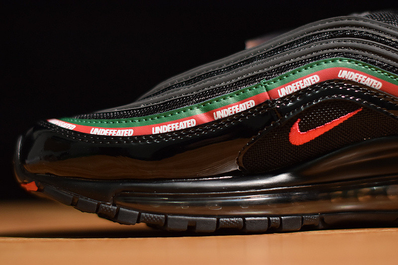 NIKE AIR MAX 97 OG/UNDFTD "UNDEFEATED" AJ1986-001
