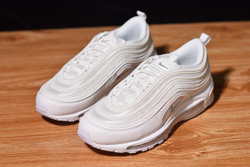 NIKE AIR MAX 97 "TRIPLE WHITE" 921826-101