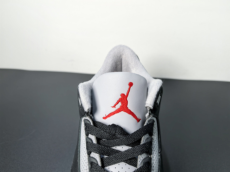 Air Jordan 3 OG “Black Cement” DN3707-010