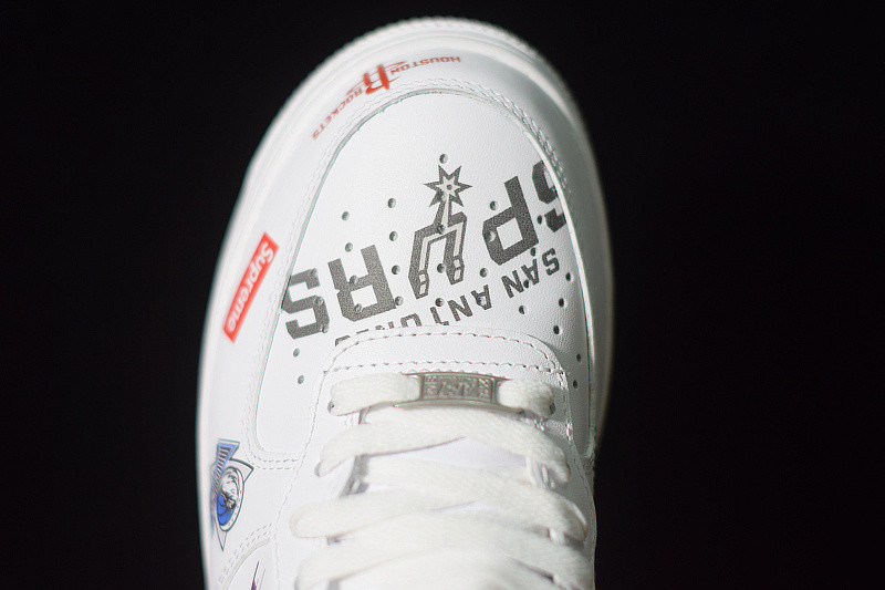 NIKE AIR FORCE 1 MID