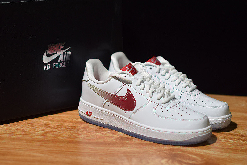 NIKE AIR FORCE 1 LOW RETRO "TAIWAN" 845053-105
