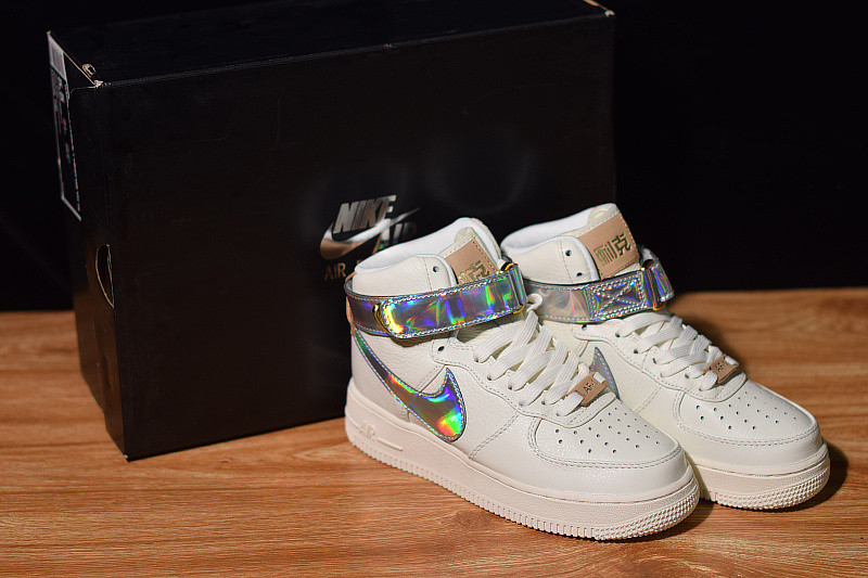 NIKE AIR FORCE 1 HIGH THE BUND AV2039-100