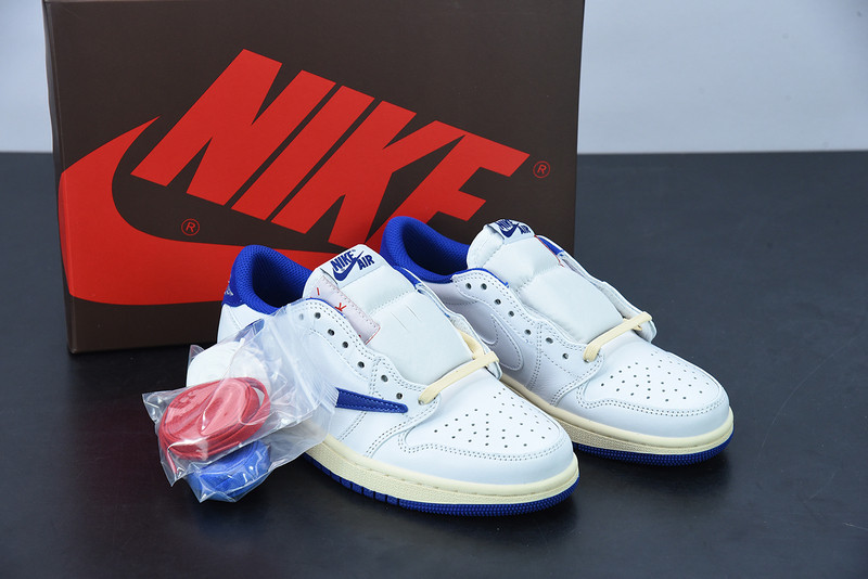 FRAGMENT DESIGN X TRAVIS SCOTT X AIR JORDAN 1 RETRO LOW WHITE ROYAL BLUE DM9868-218