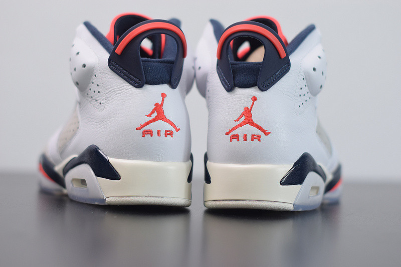 AIR JORDAN 6 RETRO "TINKER HATFIELD" 384664-104