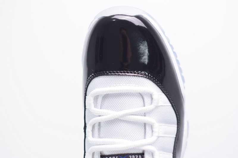 AIR JORDAN 11 RETRO LOW 