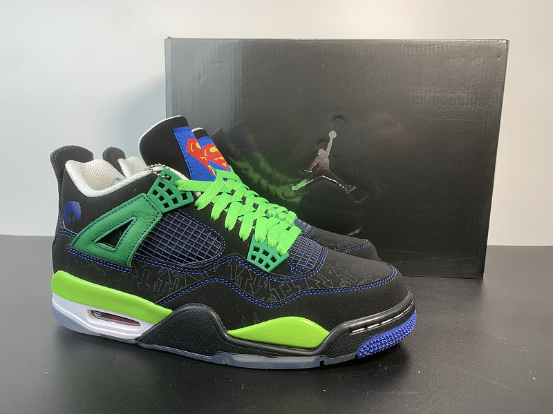 AIR JORDAN 4 RETRO 