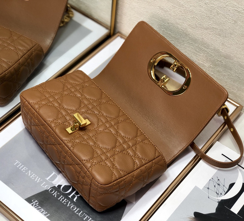 D*or bag