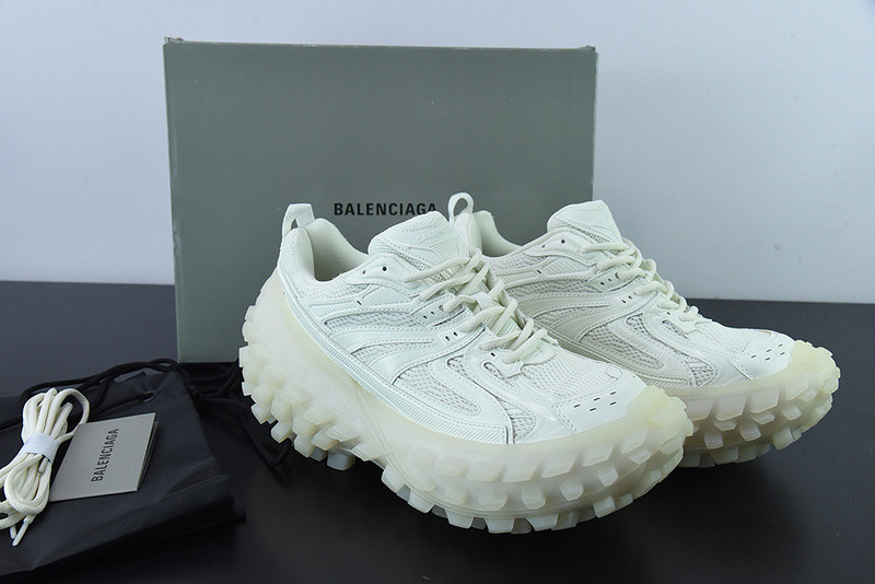 BC DEFENDER RUBBER PLATFORM SNEAKERS