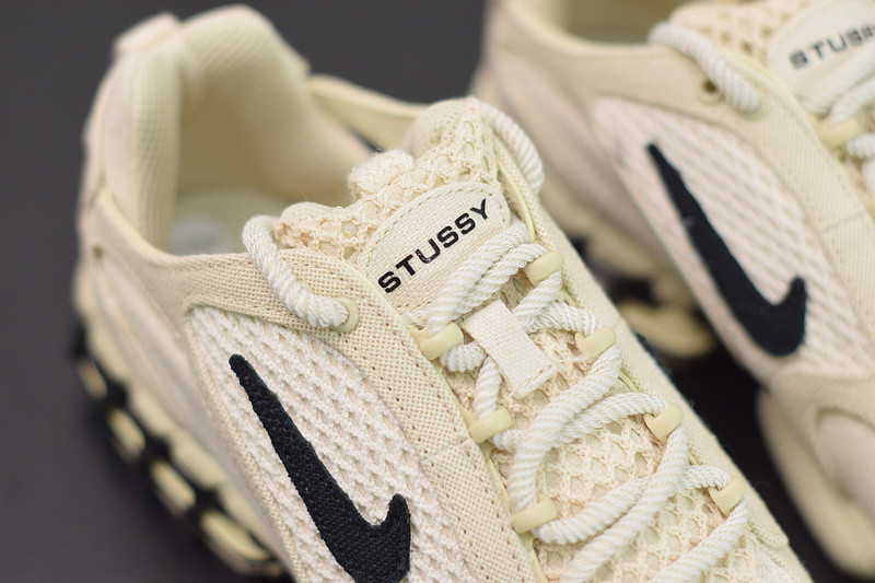 NIKE AIR ZOOM SPIRIDON CAGED STUSSY- FOSSIL CQ5486-200 .