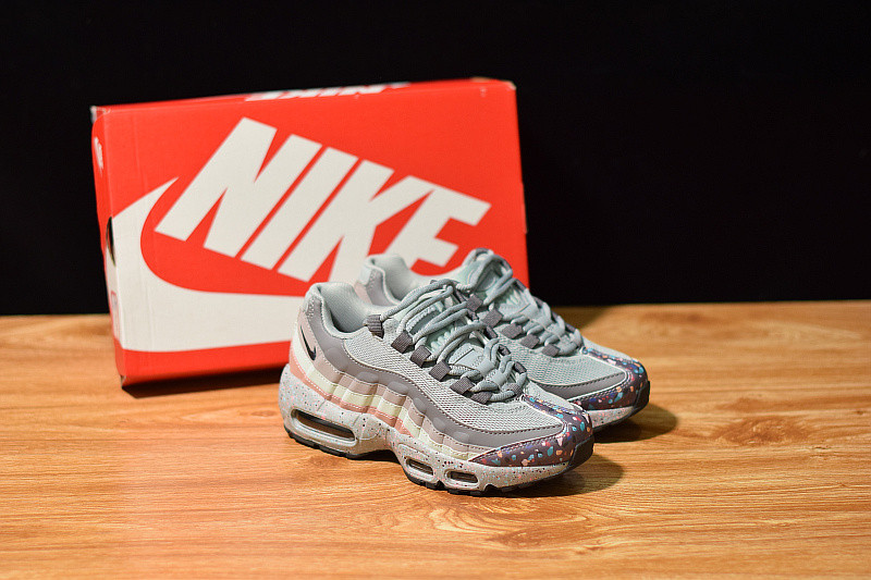 NIKE AIR MAX 95 SE