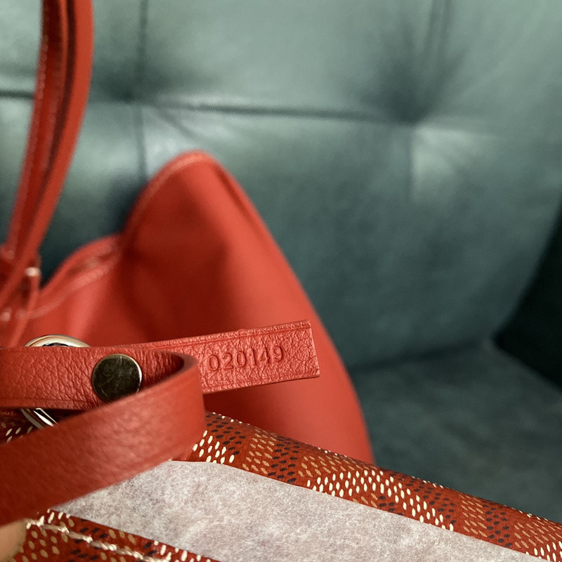 Go*ard purse