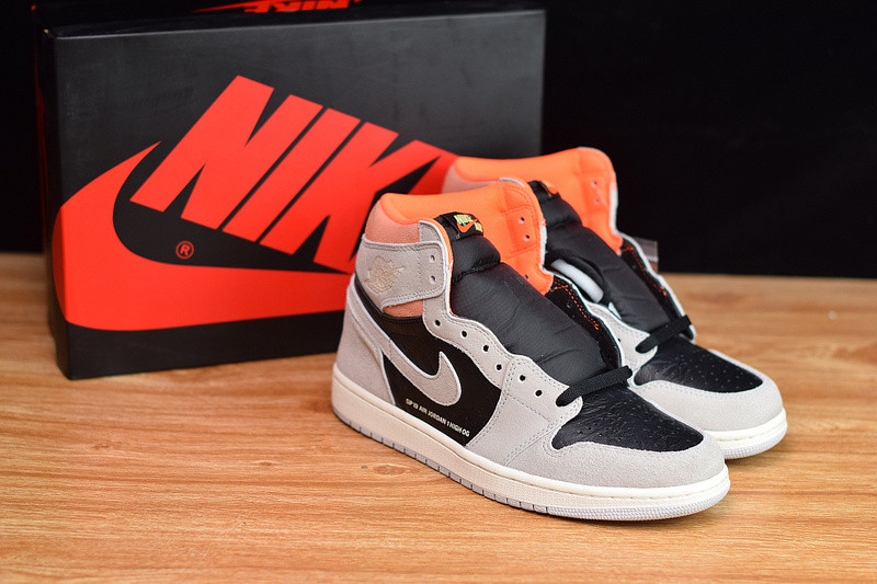 AIR JORDAN 1 RETRO HIGH OG “NEUTRAL GREY” 555088-018