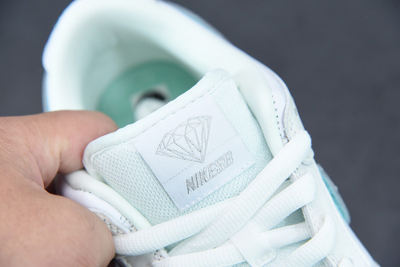 nike sb dunk low Di*m*nd supply co white Di*m*nd bv1310-100