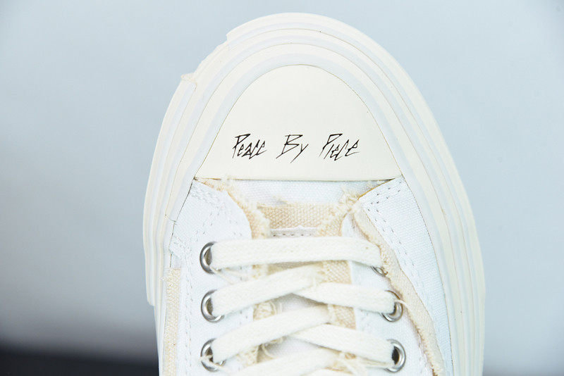 XVESSEL LACE-UP SNEAKERS