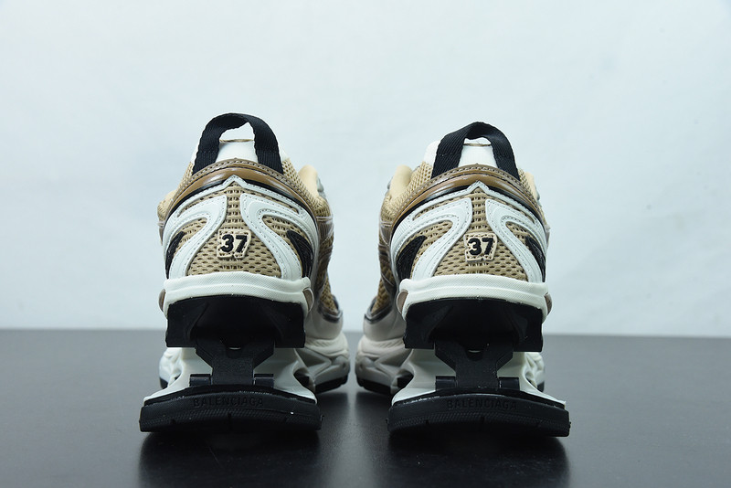 BC X-PANDER 6.0 TRAINER 653870 W1RC8 0521