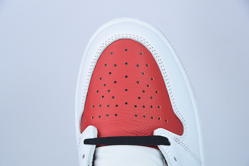 AIR JORDAN 1 HIGH OG 