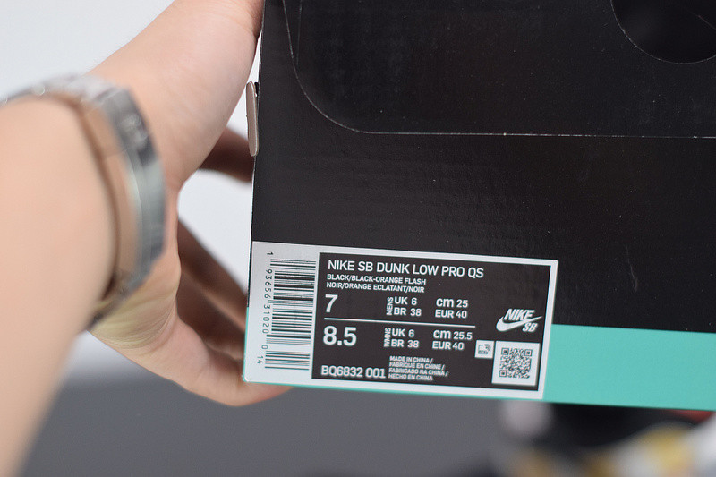 NIKE SB DUNK LOW “RAYGUN TIE-DYE” BQ6832-001