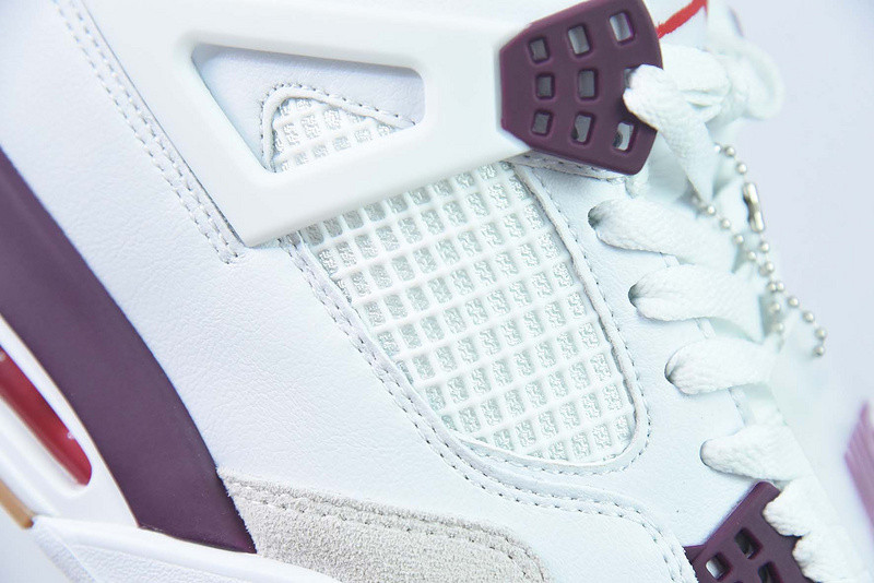 NIKE SB X AIR JORDAN 4 RETRO