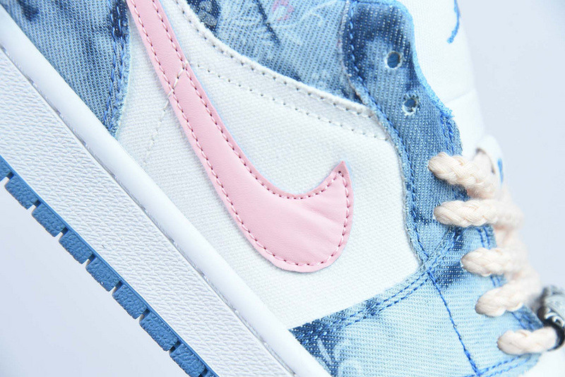 Air Jordan 1 Low “Washed Denim” DM8947-100