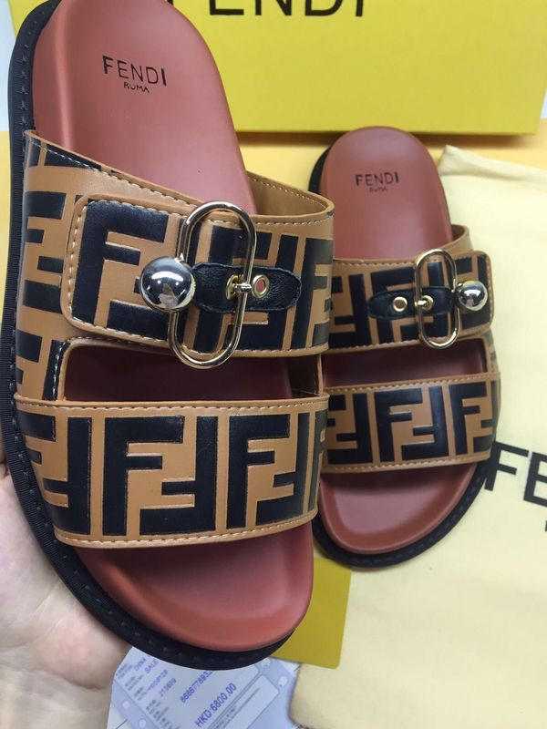 FENDI SLIDE