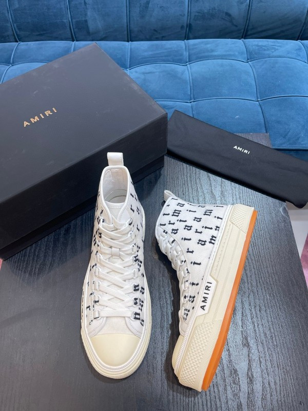 AMIRI stars court sneakers