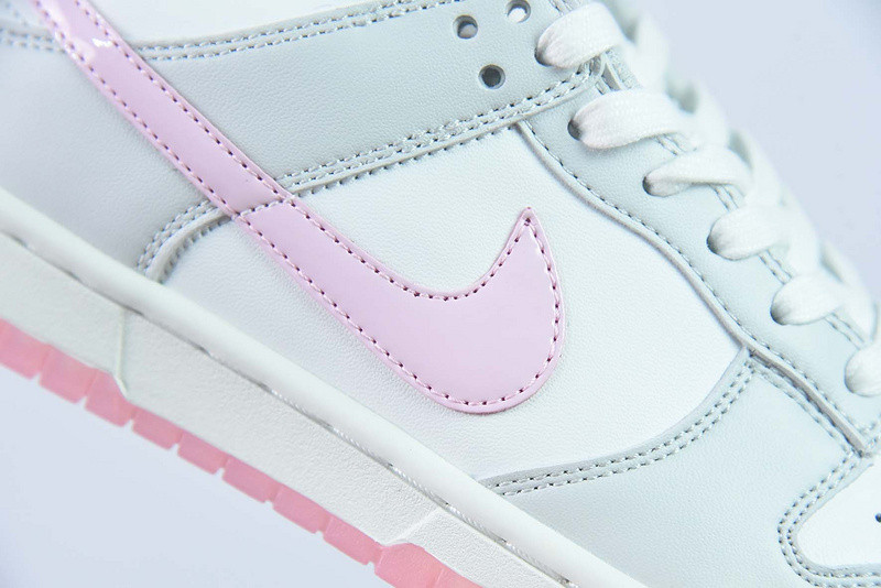 Nike Dunk Low Womens "520" FN3451-161