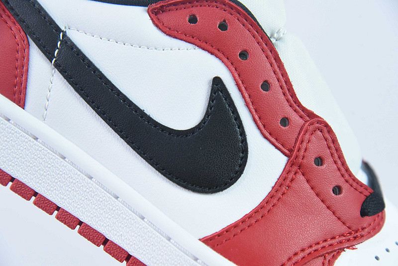 Jordan 1 Retro Low Chicago (2016) 705329-600