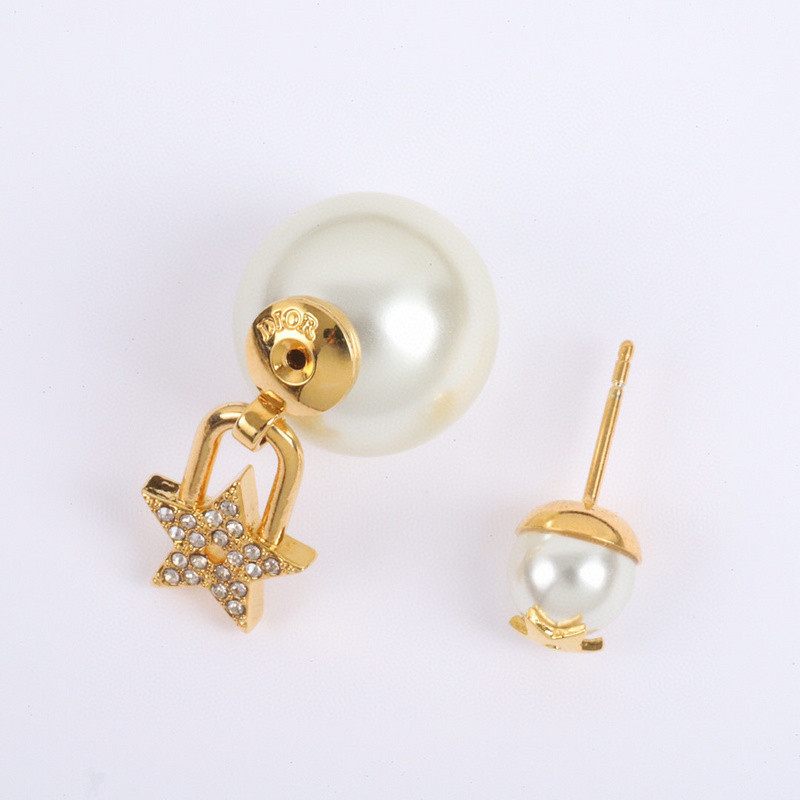D10r earring