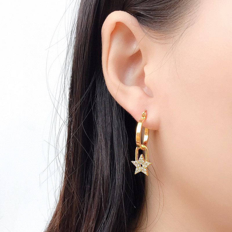 D10r earring