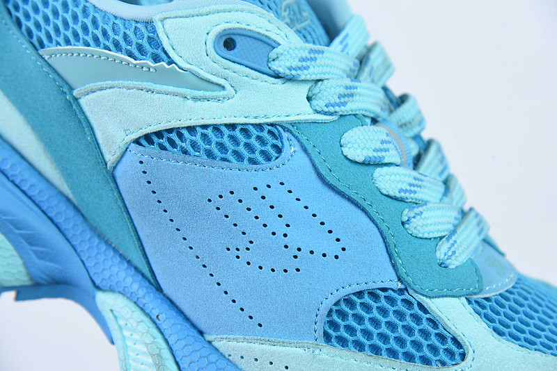 BC XL SNEAKERS