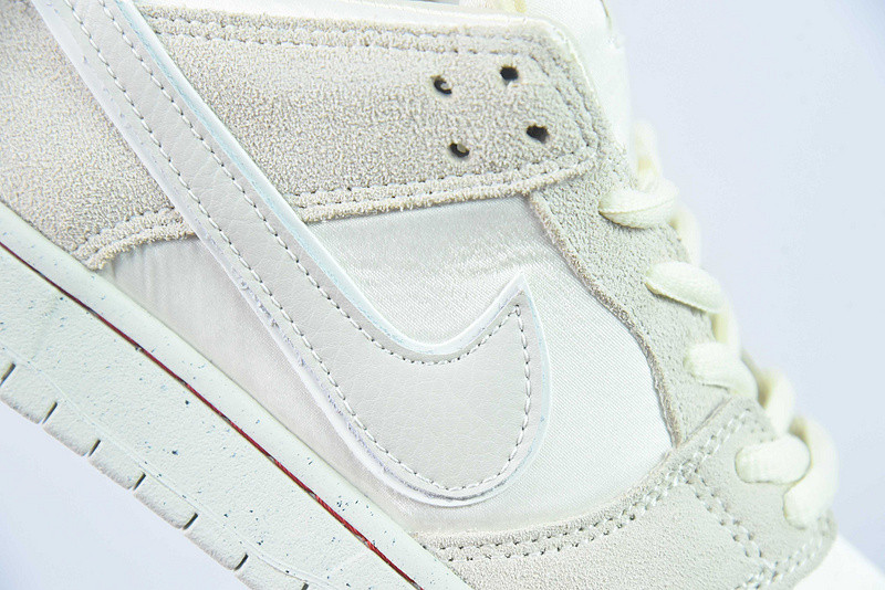 Nike SB Dunk Low Valentine