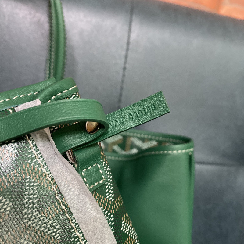 Go*ard purse