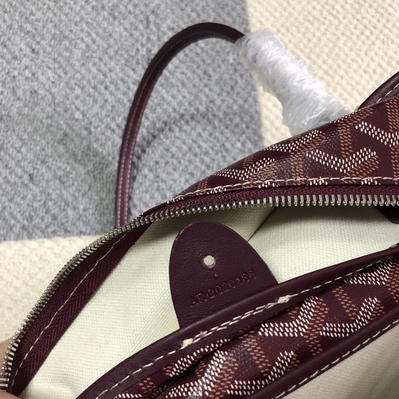 Go*ard purse