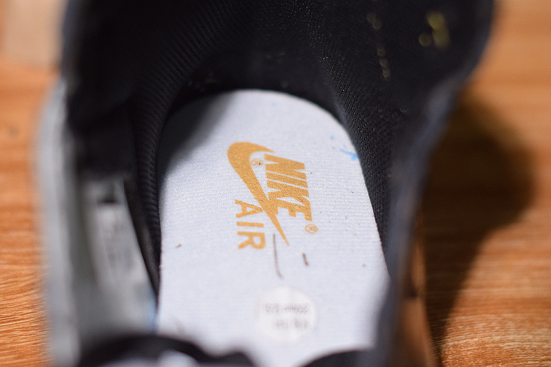 AIR JORDAN 1 RETRO HIGH OG NRG GOLD TOP 3 861428-001