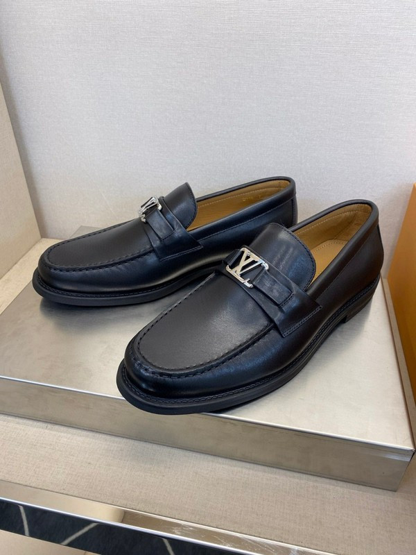 LVT shoes