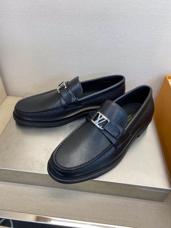 LVT shoes
