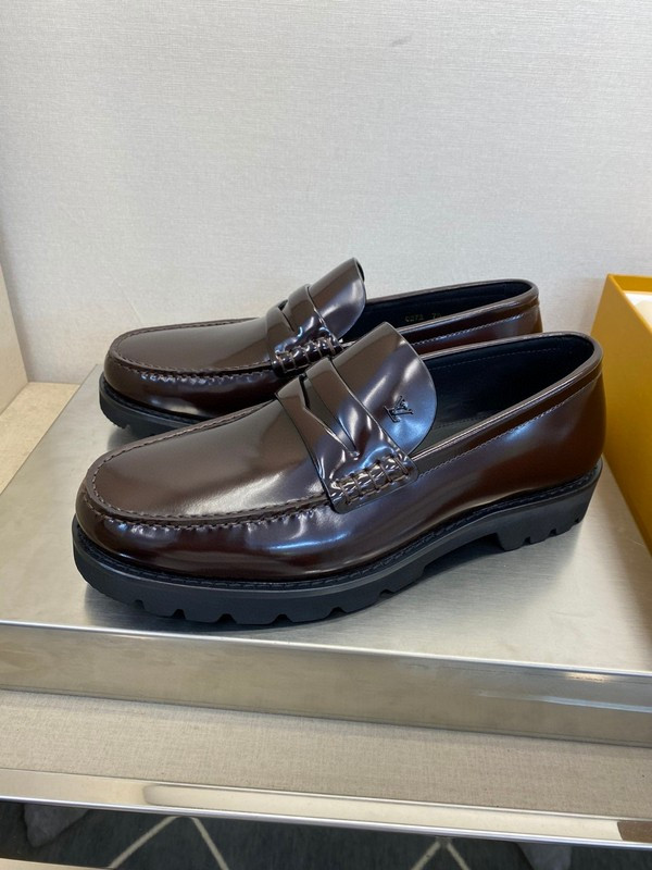 LVT shoes