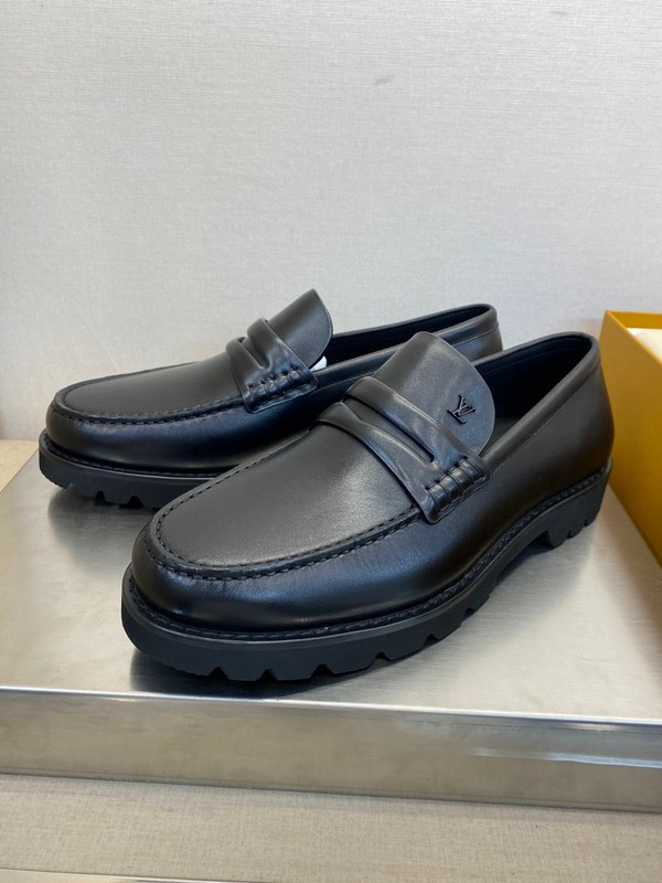 LVT shoes
