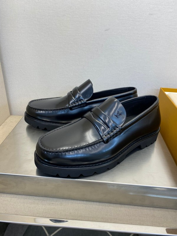 LVT shoes