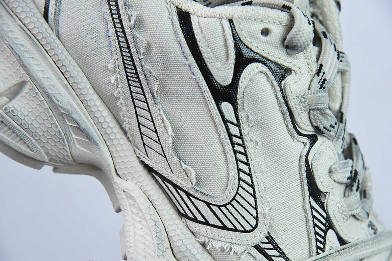 BC 3XL SNEAKER
