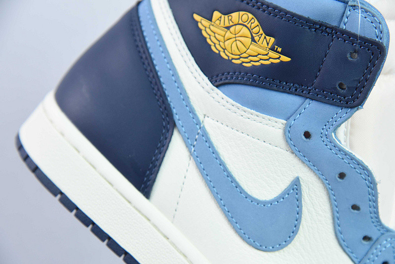 Air Jordan 1 High OG First in Flight FD2596-400