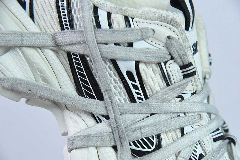 BC 3XL SNEAKER