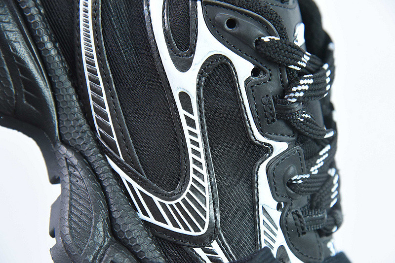 BC 3XL SNEAKER