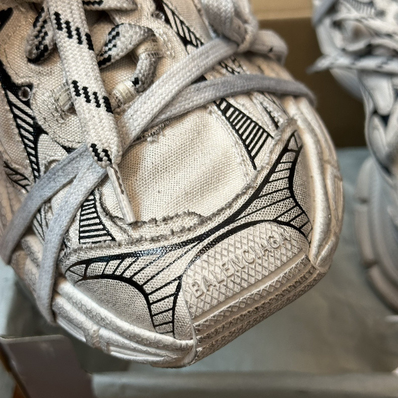 BC 3XL SNEAKER