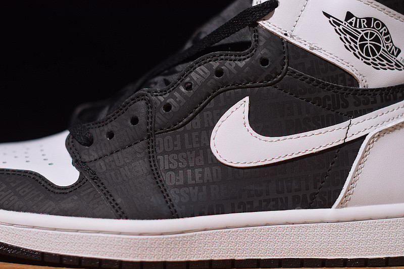 AIR JORDAN 1 RETRO HIGH OG 