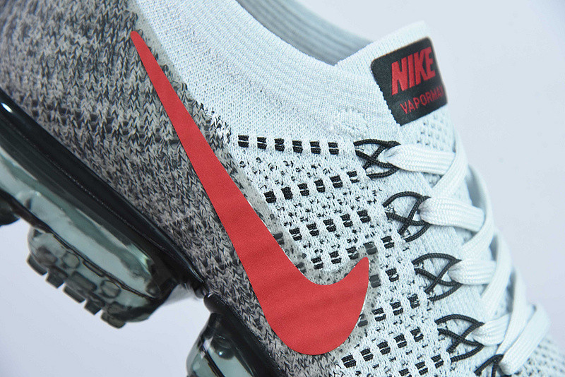 Nike Air VaporMax Platinum Red Black 849558-020