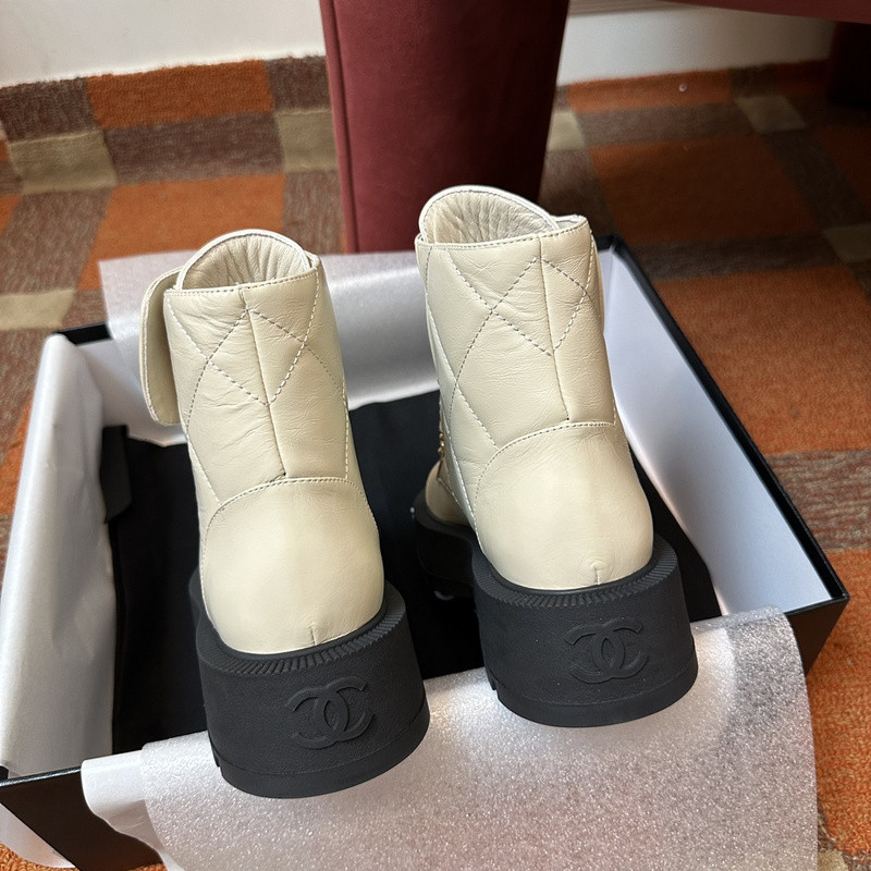 Chanel Sneaker